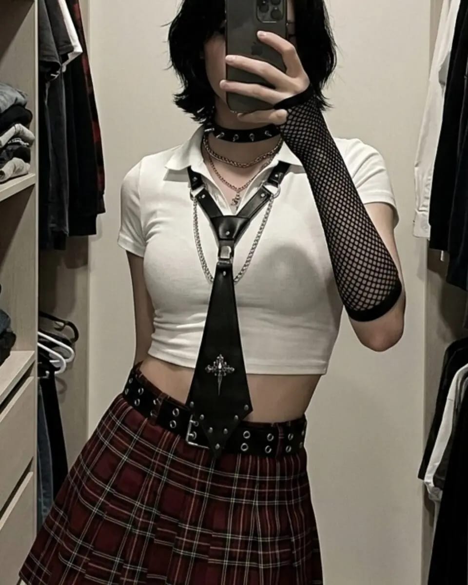 corbata emo