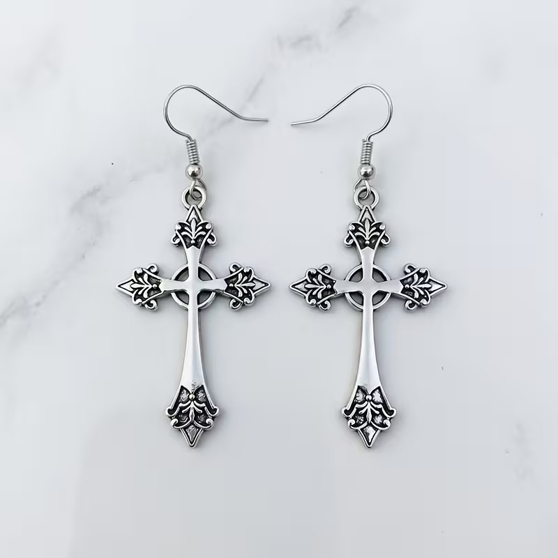aretes cruz
